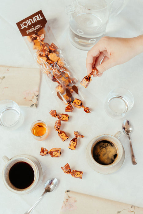 Experience the perfect blend of sweet and salty with TartufLanghe's Salted Caramel Truffle. These bite-sized delights are crafted with premium ingredients and wrapped for freshness. Perfect for sharing, gifting, or indulging whenever you crave something special.