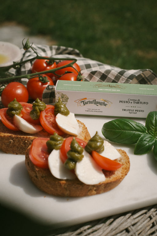 TRUFFLE PESTO Spread in tube 0.95 oz - Tartflanghe USA